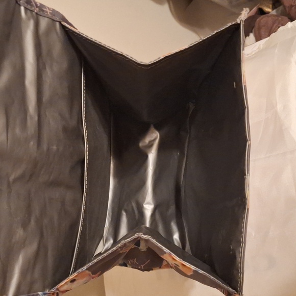 Betsey Johnson Corgi Insulated Travel Lunchbag - Picture 7 of 8